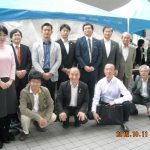 右下から、新居崎邦明、田村通彦、小川雅之、桝山俊次。右上から、磯野喜生、田井秀道、野田洋平、新居崎匡宜、長谷部博昭、亀井晃 、神田敦子。東京都行政書士会品川支部。